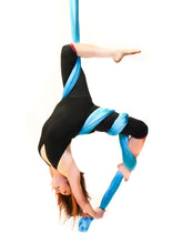 Load image into Gallery viewer, Aerial Silks workshop “ 1 ON 1 “ Level one
