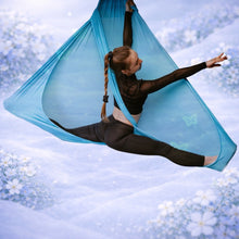 Load image into Gallery viewer, 6 Yards Aerial hammock set - Low stretch - Carabiners - Daisy chain
